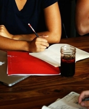 Practice ENGLISH in Airport Res with fluent/native speakers