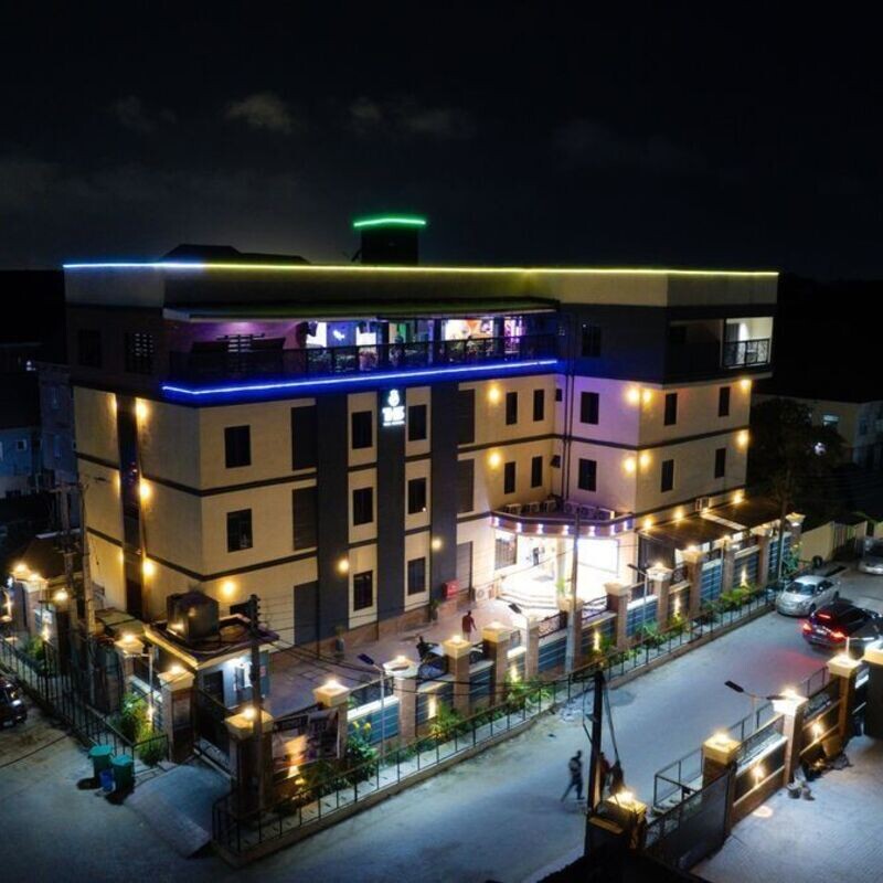 TONELZ HOTEL AND SUITES [GRAND OPENING]