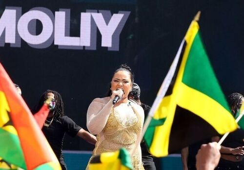 Moliy Makes BET Awards History