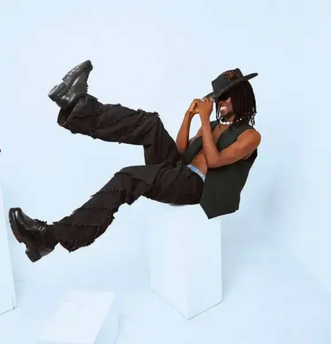 Ohene Parker Drops Anthem ‘Dash Card’