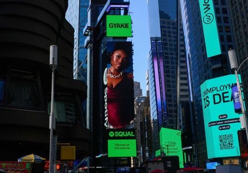 Gyakie’s After Midnight Lights Up Times Square